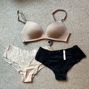 Victoria’s Secret padded non-wire bra and two panties